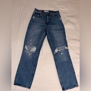 Abercrombie 90s Straight Ultra High Rise Jean Curve Love Size 27 in Dark Wash